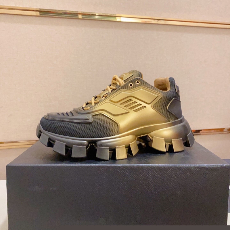 Pra*a casual shoes